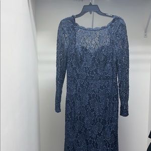 Brand new size 10 Decode sequenced dress